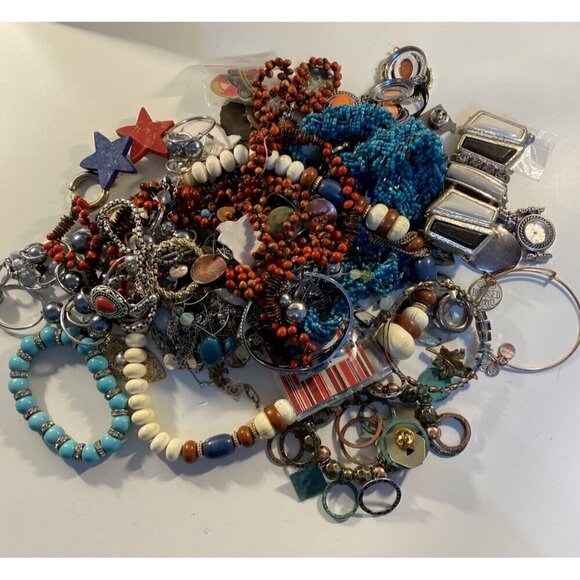 Mixed Lot Jewelry Wearable Craft Junk 2.5 Pound - Picture 1 of 3